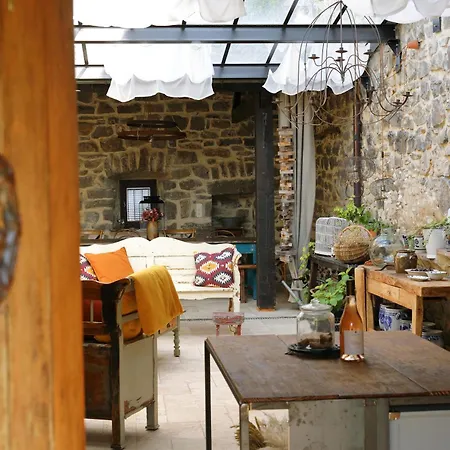 Lejlighed La Gourmandine -gites Courry